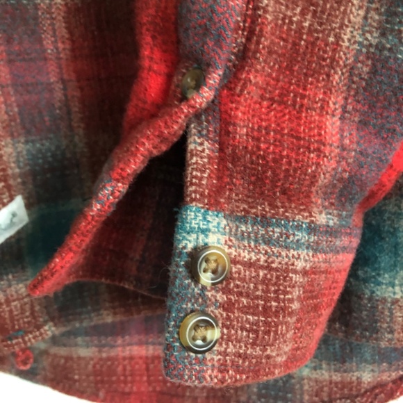 100% Wool plaid shirt - Picture 5 of 7